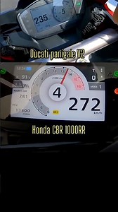 V2 L-Twin VIBRATION vs. CBR I-4 SILK: Which Ride Is Less Numbing?