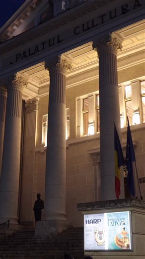Concertul de joi a fost plin de energie și culoare, exact așa cum am promis. Pentru cei care nu au reușit să ajungă, am pregătit acest video, realizat din imagini și muzică înregistrate live în timpul concertului din 5 februarie 2026. Felicitări Eusebiu Hutan și David Buzgau, mulțumim maestrului Ramiro Arista pentru concert. Un proiect inițiat de Geanina Gee și Claudiu Negrea Filmat și montaj Geanina Gee și Claudiu Negrea Photography #filarmonicaarad #artistiifilarmoniciiarad #arad | Filarmonica