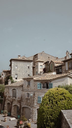 Sonia Mota: Simply Slow Traveler | A summery day in the French Riviera 🌺 Would you like me to make more videos like this one? Discover my complete 8 day French Riviera and... | Instagram