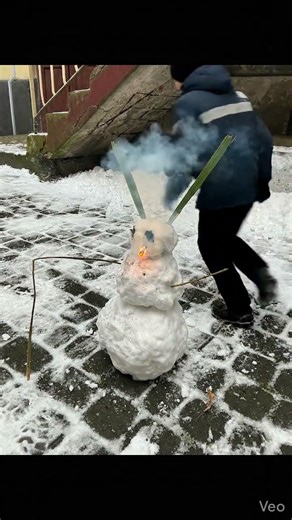 Snowman explodes 👹 #snowman