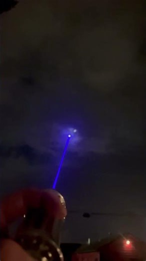 5mw laser pointer from Temu #bluelaser #lightsaber #alien #temu