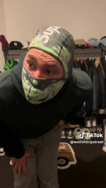 Supreme Heat Reactive Balaclava: Style and Function