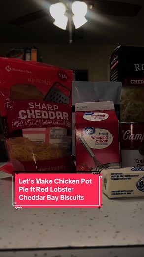 Chicken Pot Pie...Using Red Lobster Cheddar Bay Biscuits. Recipe from “RecipesCulture” on Facebook. Recipe in The Comments!#cookinghack #cookingtiktok #easyrecipesathome #chicken #recipe #momtok