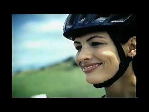 Dannon Light 'n Fit Smoothie Commercial from 2003