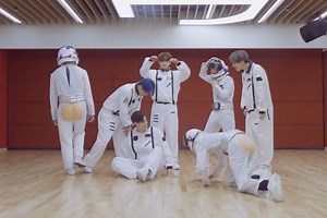 Watch: GOT7 Goofs Off In Hilariously Unconventional "Eclipse" Dance Practice Video Directed By Jackson | Soompi