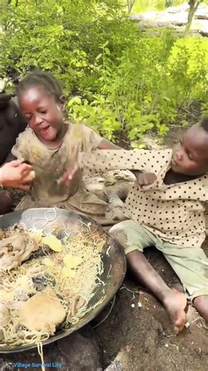 Cute Kids Funny Fight While Eating Food 😄 | Kids Eating Fight Funny Moments #shorts