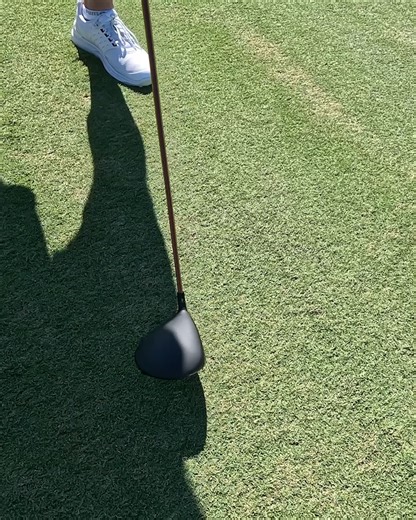 A lesson from a legend 👏 Ernie Els talks through hitting driver off the deck. | PGA TOUR Champions