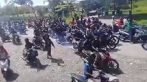 Referendum .. Yes!! Mass protests continue today 29 August in Yalimo in the remote highlands of Wesy Papua. 1000's of people go down the road to call for a referendum on independence in West Papua. Papua Merdeka!! Free West Papua! We will be free people. #Referendum #PapuaMerdeka | Free West Papua Campaign