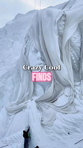 The “Mount Everest Snow Goddess” at Changchun Ice & Snow New World was covered with a cloth after rain. 🌧️☃️ Wind and rain left weathered marks on her face, giving her a lifelike charm. Viewers say nature gave her a soul. Does she look more enchanting to you? Cr. @忙过潮人/@蔡蔡 #Changchun #snowsculpture #wintervibe #Chinatravel | 華夏focus