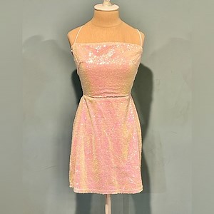 Lucy In The Sky Sequin Mini Dress size Medium in Pink Iridescent