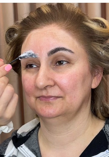 Qiz anasini bezedim heçde ogul anasindan zeif bezemedim😄😄