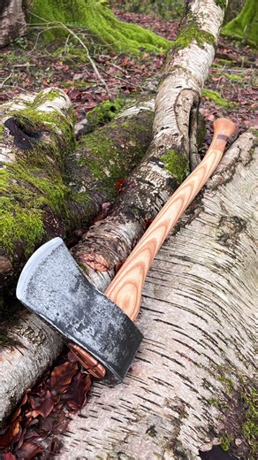 Axe handle making. European Ash, African Walnut and English Oak. #axe #axehandle #wood #woodworking #country