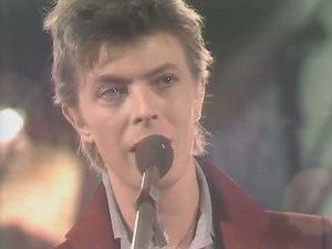 David Bowie - Heroes (Live at Top Of The Pops, 1977)