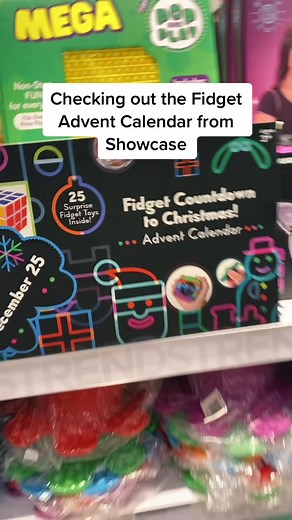Unboxing the Fidget Advent Calendar from Showcase