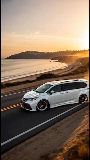 Toyota Sienna 2025 Review | Luxury Family Minivan, Hybrid Power & Features Explained