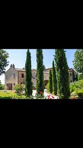 🇮🇹MARCHE!! Beautiful #Marchigiano #boutique hotel in a country villa with spectacular 360° views across valleys & #medieval hilltop villages, just a few minutes away from the nearest village. €1,400,000. #propertyitaly #marche #lemarche #pesaro #urbino #luxuryhomes https://www.italianhousesforsale.com/property-in-italy/beautiful-boutique-hotel-in-villa-near-fano-le-marche/ | Property for sale in Italy - Italianhousesforsale
