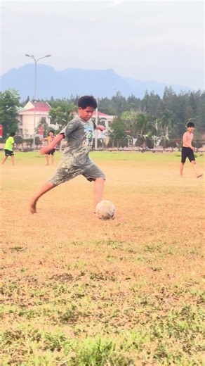 Nhap | フットボール| Practice dribbling and shooting | #shorts #Futebol #サッカー #footbal#trending #soccer
