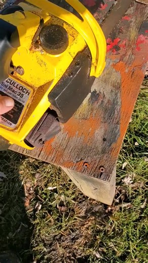 Stephen's Mini Mac 35, a little 32 cc ripper of a saw that was made from 1973 to 1977. | Fire And Saw