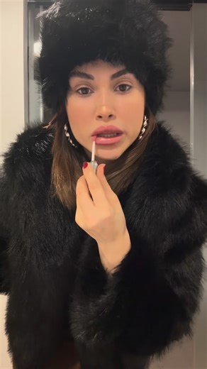 ROUPAS on Instagram: "Lüks Suni Kürkk RPS-KRK4 ( 1699,99₺ ) Kapıda Kredi Kartı Ve Nakit Ödeme seçeneği Mevcuttur. Web Sitemizde Havale Ve Kredi Kartı Seçeneği Mevcuttur. ( Kredi kartına taksit seçeneği .) Roupascollection.com’da Seni Bekliyor."