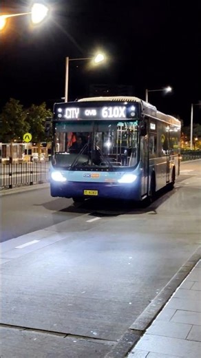 CDCNSW R4 m/o 6343 at Castle Hill (Route 610X - Sydney Marathon Diversion) #bus