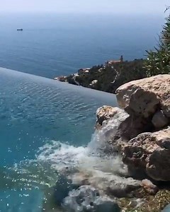 49K views · 889 reactions | Where the pool merges with the sea, that's where you'll find me   italian_places | Voyage Privé | Facebook
