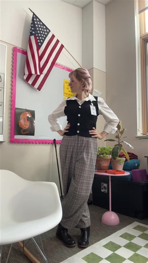 Happy Frozen Friday Fashion: Teacher Outfit Inspiration
