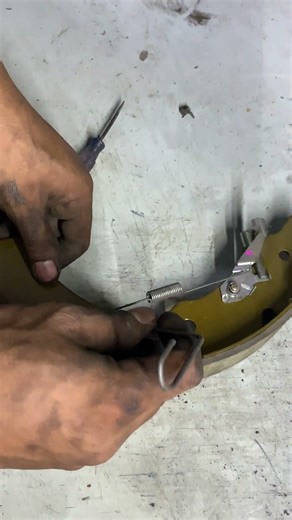 Brakeshoe Clip Removal Hack Tool #brake #youtubeshort #viralshort