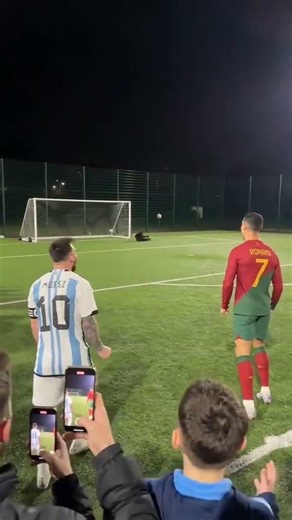 Messi Assists Ronaldo in the Middle of Nowhere 😂