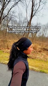 The best part? Now long run Saturdays are the perfect way to make sure we get a “date” in every week—because what says quality time like two hours of running and suffering together 🥲 But seriously—standards are high when someone converts to running for you... When we first met, @dr.petegrasso had no intention of becoming a runner. As a former baseball player, running was just something to stay active during Covid, and he swore he’d never go beyond a 5k. But then he saw how much running meant to