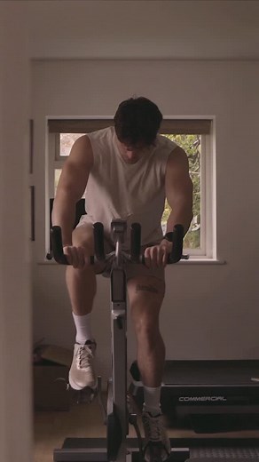 Joshua Coppen on Instagram: "All routined out #hybridathlete #motivation #lifestyle #workoutroutine #morningroutine #fitnessmodel #routine"