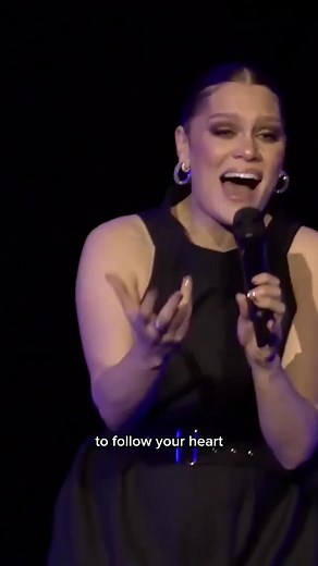 Just be true to who you are... #JessieJ #Acoustic #LivingMyBestLife #LiveMusic