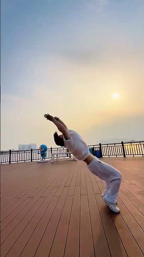 Mastering the Art of the Chaozhou Backflip - Equatorial Extreme Stunts