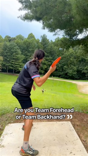 This hole is INCREDIBLE! Team forehand for life! 😮‍💨 #discgolf #frisbee #golf #discgolfcourse