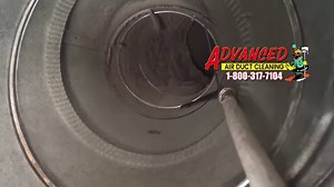 Pair our air charged dislodging system with our industries strongest power vacuum truck and you can see why there is no mess left in your home. What makes our system of cleaning different? 👉Our vacuum truck is the strongest in the industry. So when our air charged whip dislodges the dust and debris, the vacuum truck is pulling it right out of the home and into the truck. (leaving no mess 😁) 👉Our air charged whip can clean ALL TYPES of ducts without causing damage. 👉We use negative vacuum and