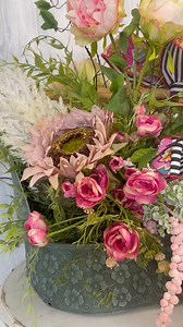 🩷For more details about this design, comment 611. The Dusty Rose and Pink Sunflower Metal Container Arrangement came to life inside Kelea’s Design School, and KDS members get first access to the exact supplies we used — before they’re shared with anyone else! Inside KDS, you don’t just follow — you understand why every choice was made. That confidence is what turns beautiful ideas into designs you can recreate with ease. | Kelea's