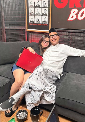 Gofar Hilman & Mumu: A Love Story Unfolds