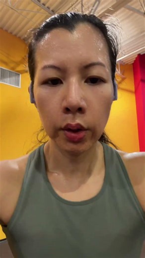 This is my summer gym routine secret — I apply the Sweet Sweat Stick, wrap the waist trimmer, and