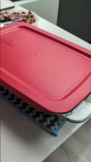 Pyrex Glass Baking Dish with Lid - Love It!