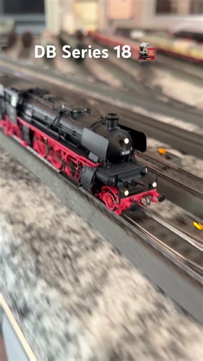 This Series 18 almost NEVER appears 🚂 #trainspotting #rare #railway
