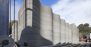 Scott Cam reveals Australia's first ever complete 3D-printed pool cabana