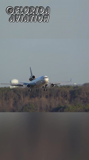 1.6K views · 22 reactions | McDonnell Douglas MD-11 Wobbly Landing at Hartsfield-Jackson Atlanta International Airport #airplanespotting#planespotting#planespotter#airplanespotter#aviationvideo#aviationlovers#airplanelandings#airplanetakeoffs#takeoffsandlandings#aviation#aviacion#amazinglanding#aviacioncomercial#mcdonnelldouglasmd10#mcdonnelldouglasmd11 | Florida Aviation | Facebook