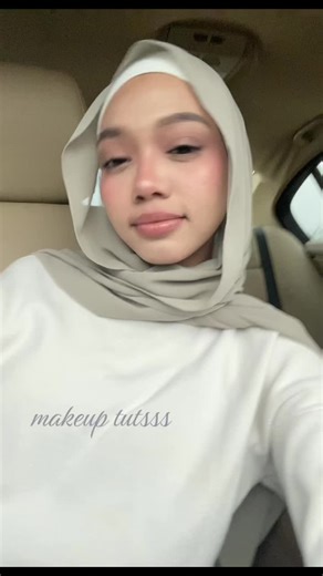 Soft Glam Makeup Tutorial with Cream Blusher