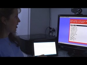 Mum tries out MikeOS 4.4 (2013)