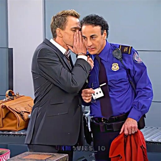 “I’m a magician☠️😎" headlight x how i met your mother | #magic #trending #usa #shorts #trick