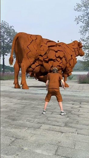 Giant Cow Statue Suddenly Collapses 😱🐄 | Realistic AI VFX Moment #shorts #vfxhd