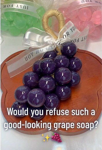 Fruit-scented handmade grape soap, dual-use washing and fragrance hanging, follow my homepage for more interesting things~#customizationavailable✅ #handmade #diysoap #factory #soap