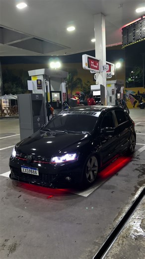 Diferente dos iguais 🔥… #volkswagen #gol #gti