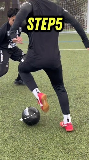 Football skills #footballskills #footballshorts #footballkhela #youtubeshorts #shortvideo