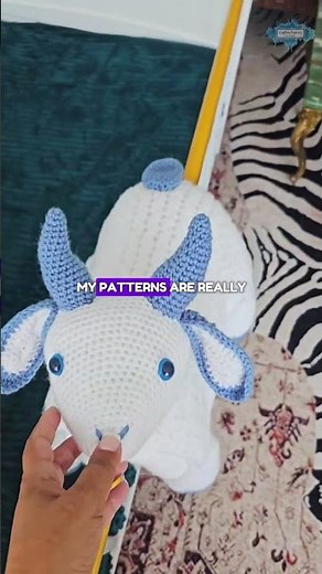 Create a beautiful goat baby blanket with this easy Bobble Stitch pattern! #craftinghappiness