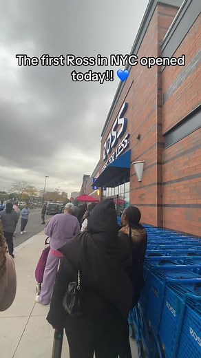 Ross Grand Opening in NYC: First Store at Gateway Mall